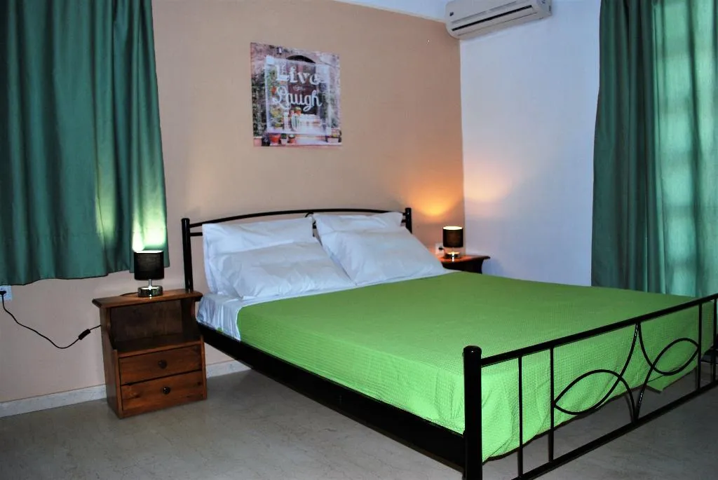 STUDIO CAPACITY 2 Room, Koula Apartments, Crete