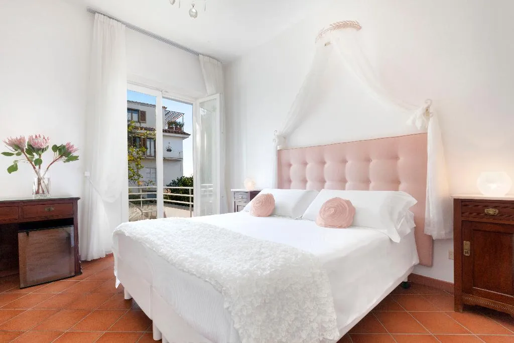DOUBLE DELUXE Room, Villa Oriana Relais, Naples