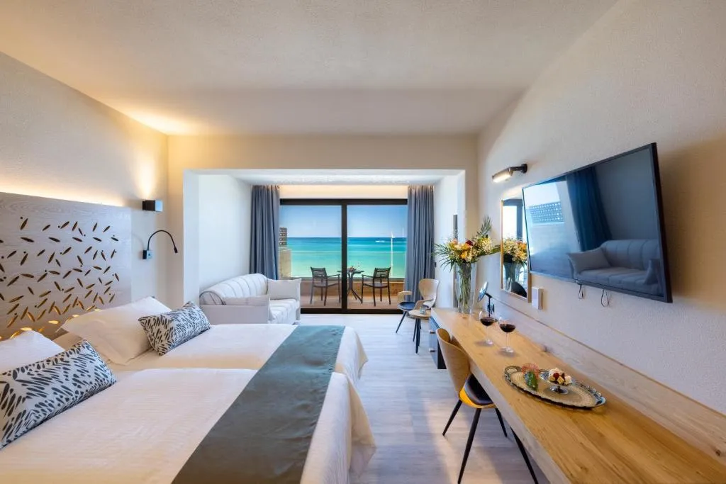 Double or Twin SEA VIEW Room, Atlantis Beach Hotel, Crete