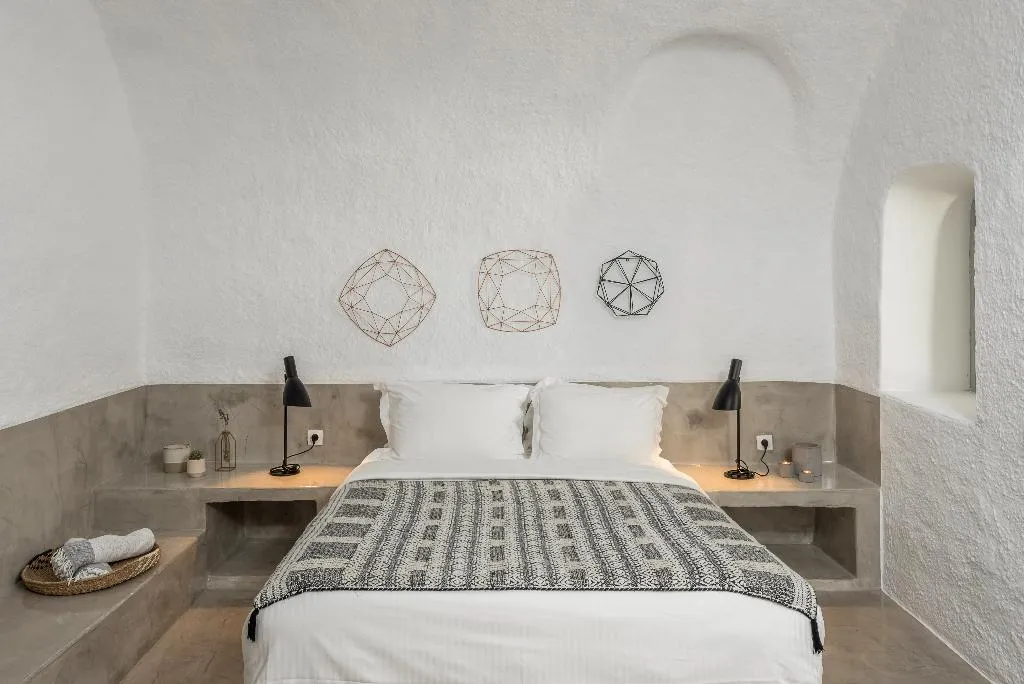 SUITE GRAND Room, Cocoon Suites, Santorini