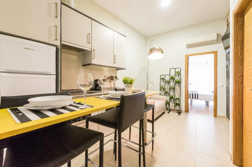 APARTMENT ONE BEDROOM Room, Smartr Chueca, Madrid
