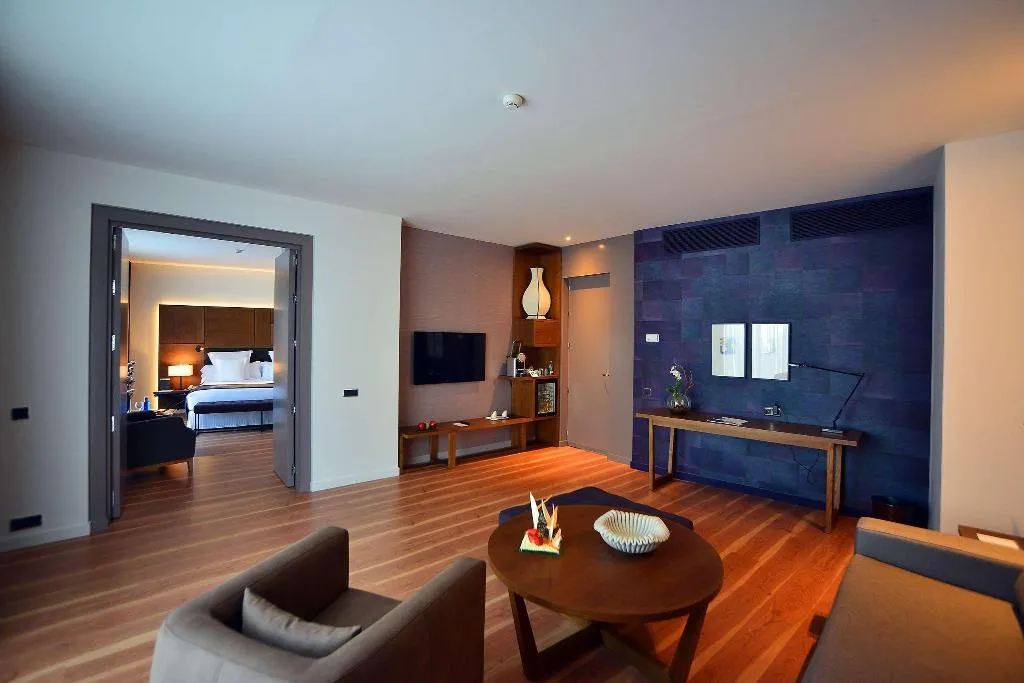 SUITE STANDARD Room, Barcelo Sevilla Renacimiento, Seville