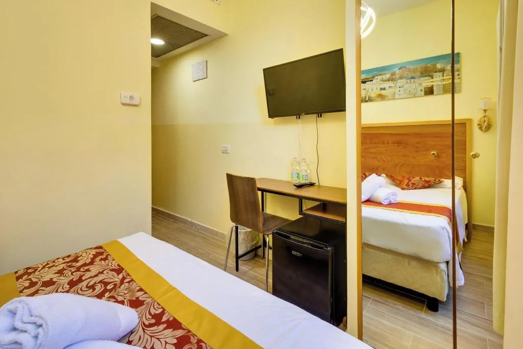 Room, Hotel Terminal, Rome