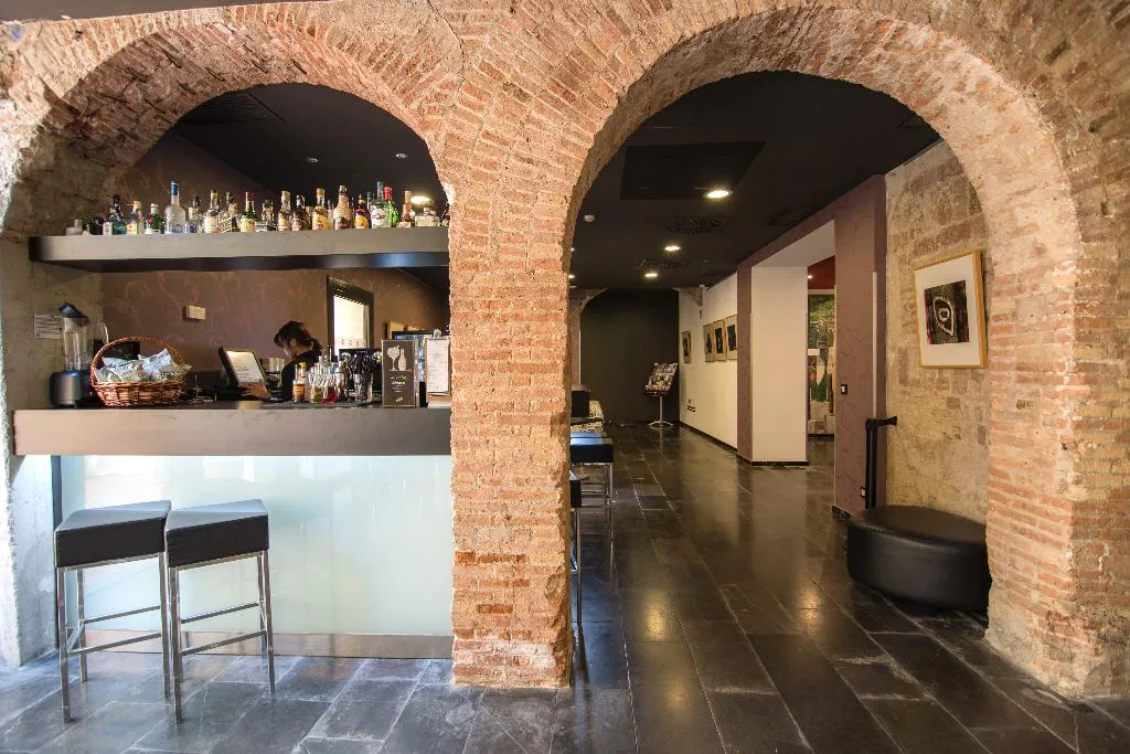 Bar, Petit Palace Boquería Garden, Barcelona
