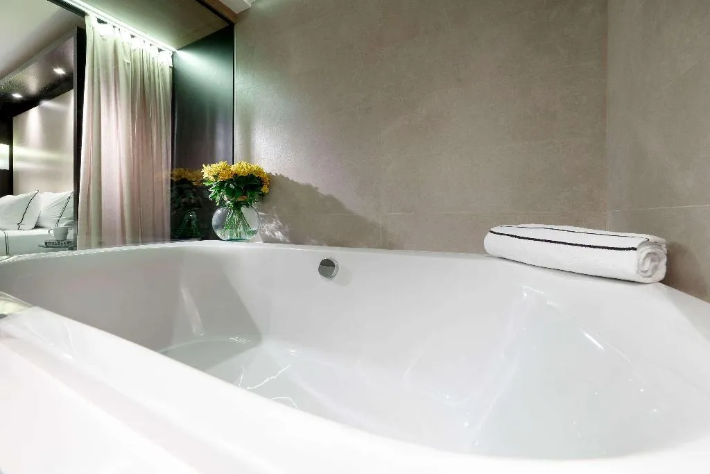 FAMILY ROOM STANDARD Room, Melia Barcelona Sarria, Barcelona