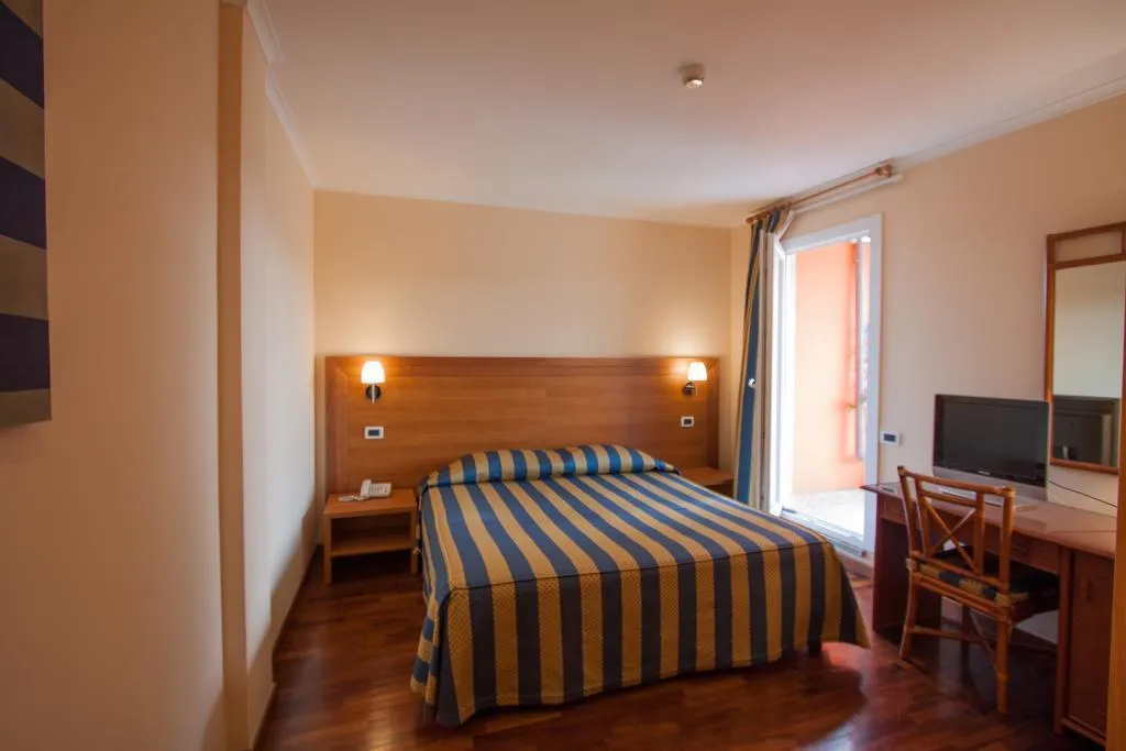 Room, Laurentia, Rome