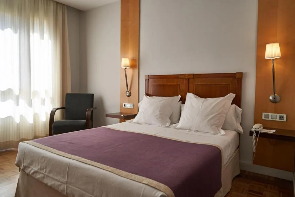 DOUBLE ONE BED Room, Don Curro, Costa Del Sol