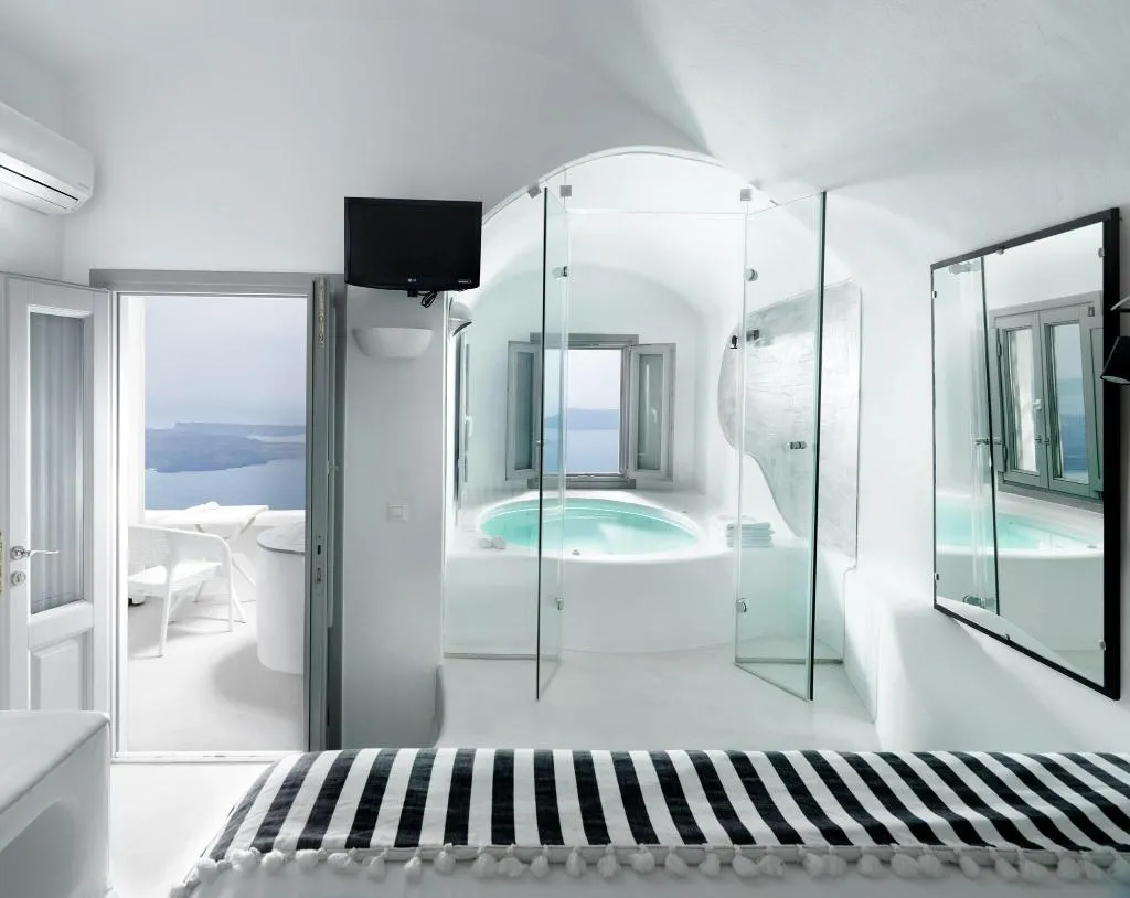 SUITE SEA VIEW Room, Tholos Resort, Santorini