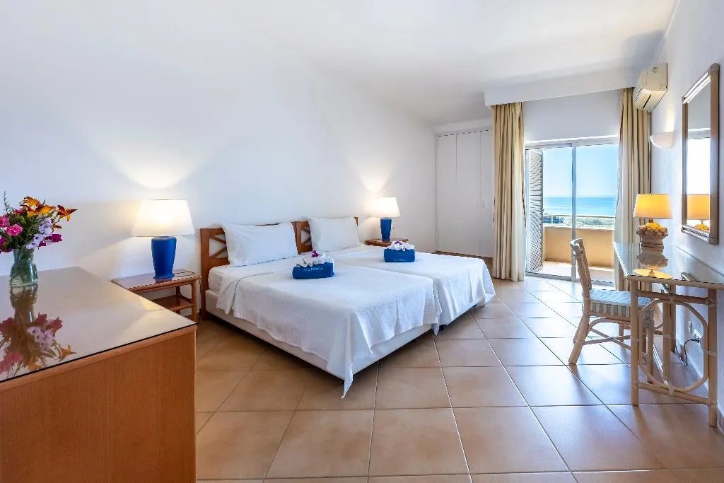 APARTMENT PENTHOUSE Room, Vila Palmeira, Algarve