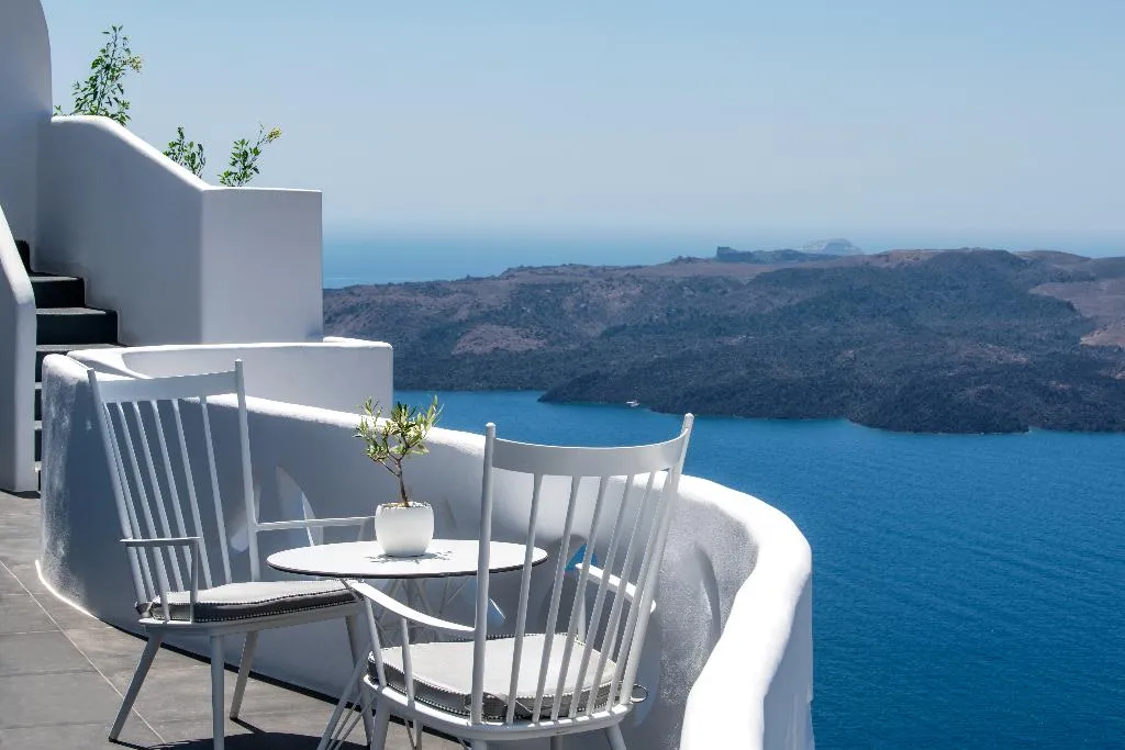 JUNIOR SUITE SEA VIEW Room, Athina Luxury Suites, Santorini