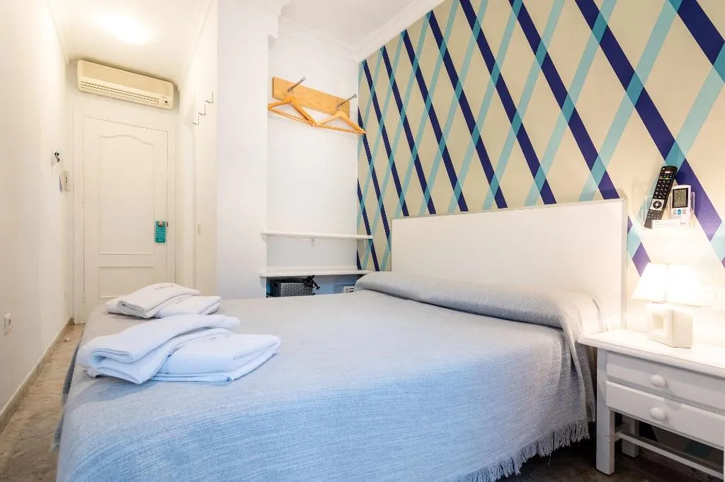Room, Hostal Luna De Nerja, Costa Del Sol