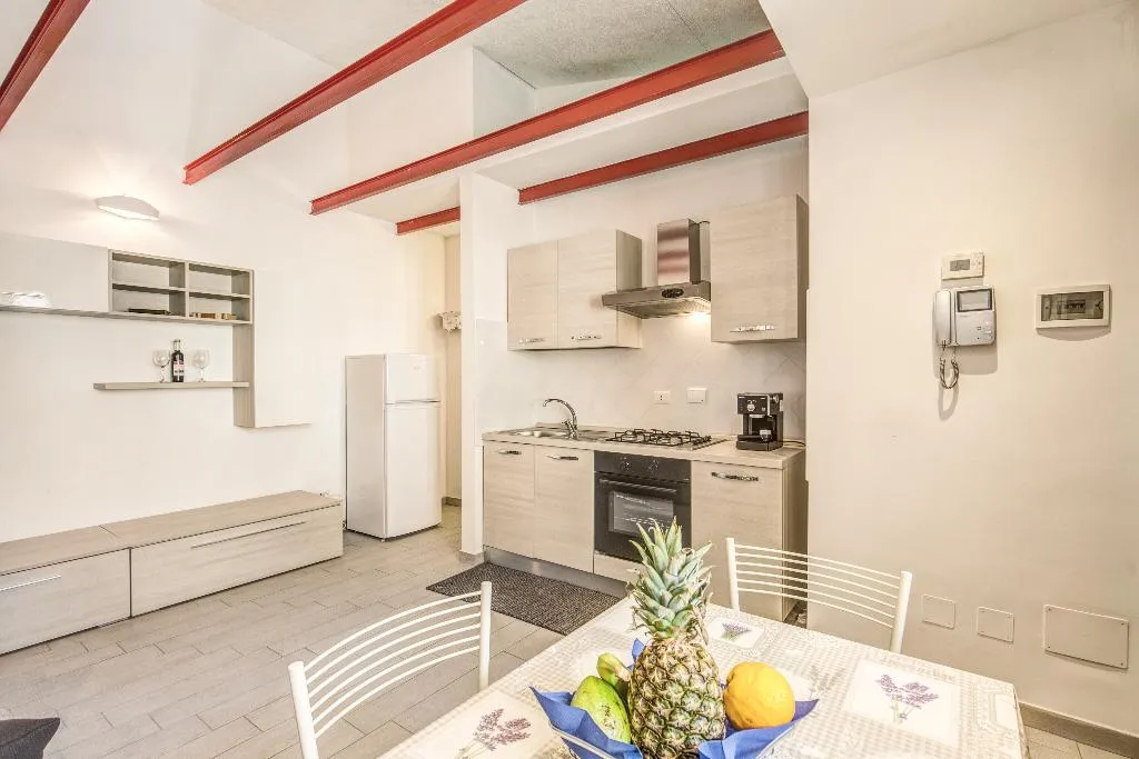 APARTMENT TWO BEDROOMS ONE BATHROOM Room, Relais La Torretta, Naples