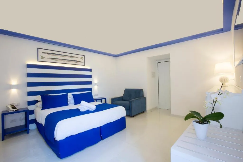 FAMILY ROOM SEA VIEW Room, Hotel Il Faro Sorrento, Naples