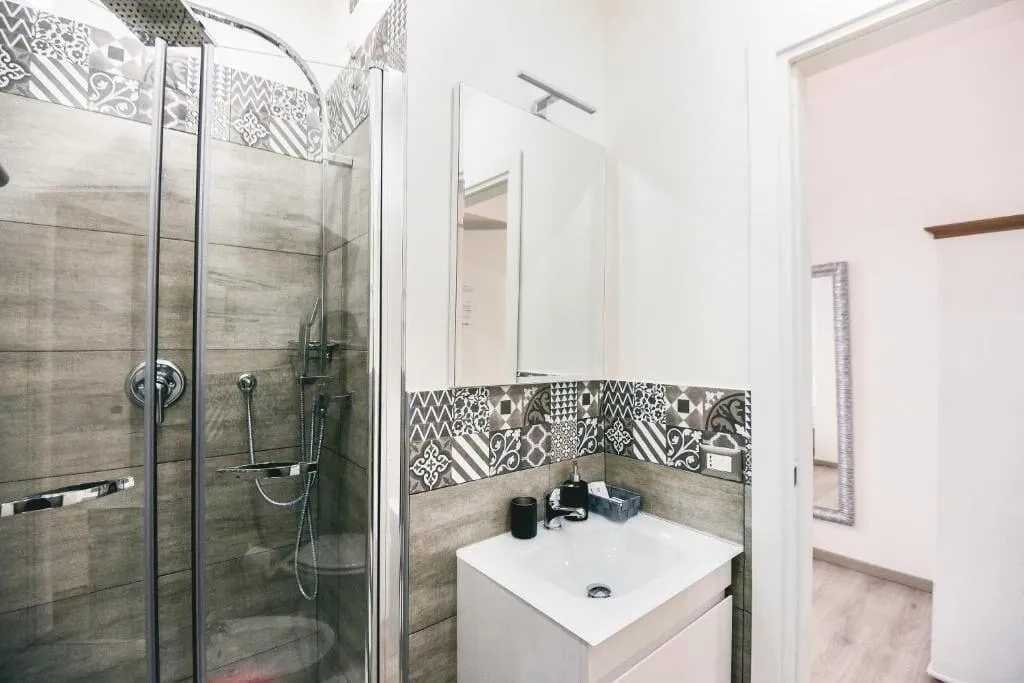 Room, Angolo Di Roma, Naples