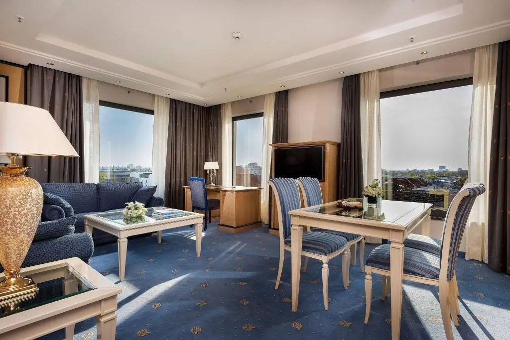 Room, JW Marriott Hotel Berlin, Berlin