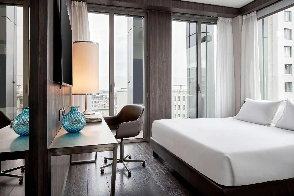 Room, Hyatt Centric Milan Centrale, Milan