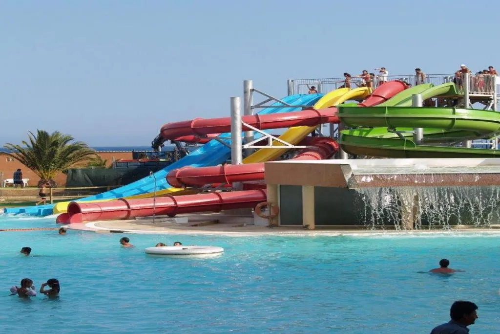 Sports and Entertainment, Alegria Colonial Mar, Costa Almeria