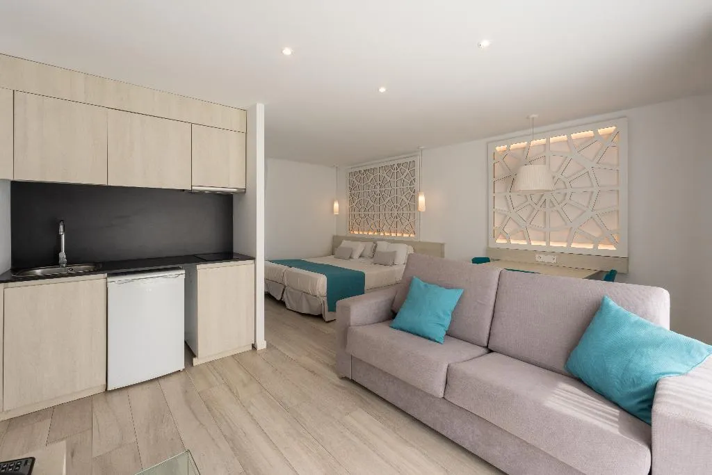 STUDIO SUPERIOR Room, Hotel Club Es Talaial, Majorca