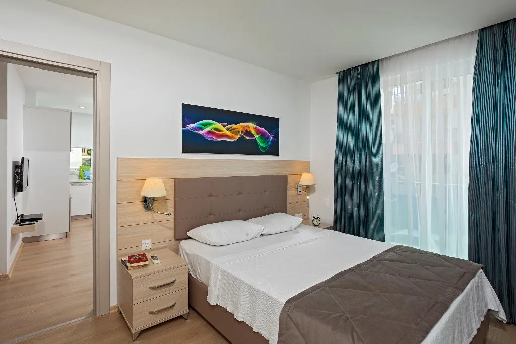 APARTMENT ONE BEDROOM Room, The Room, Antalya