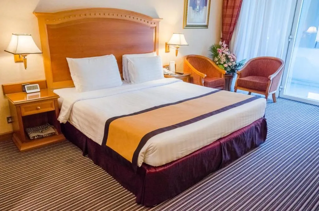 SINGLE EXECUTIVE Room, Avenue Hotel, Dubai