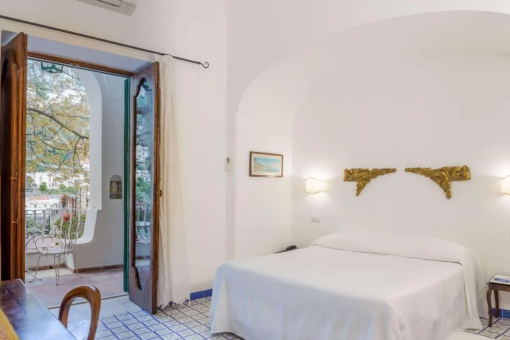 Room, Hotel Poseidon, Naples