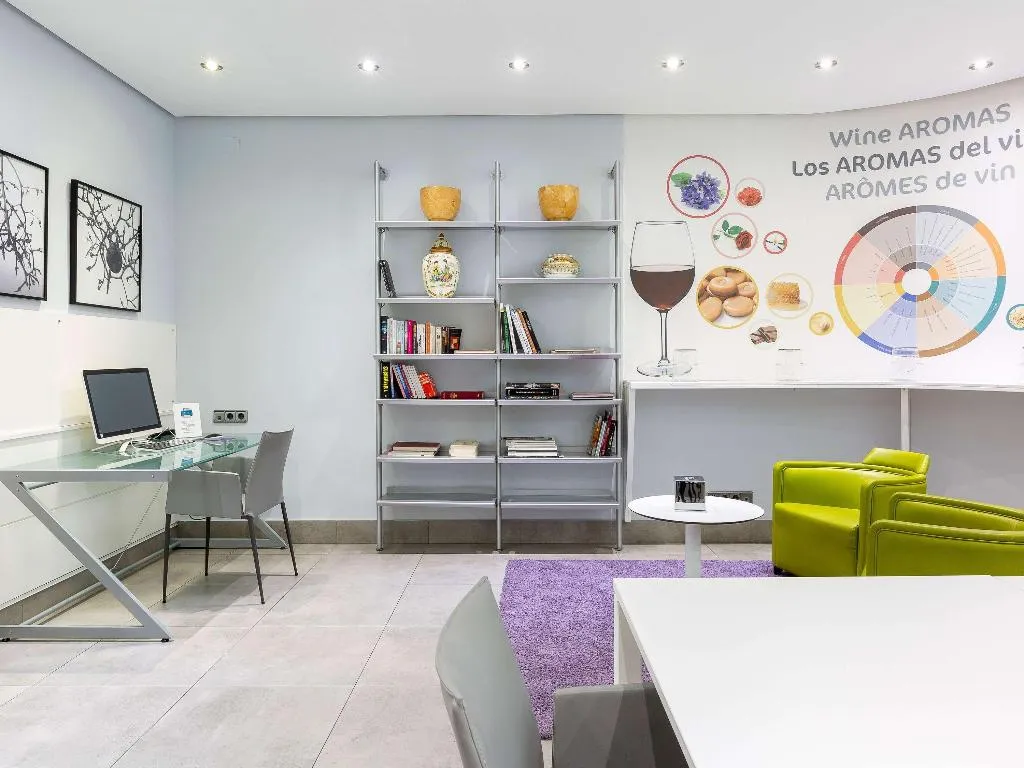 Conferences, Ibis Styles Madrid Prado, Madrid