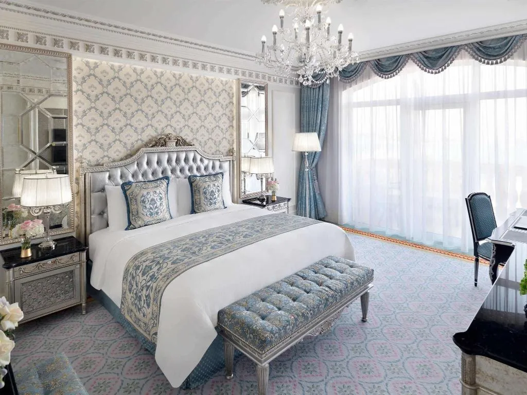 DOUBLE PREMIER Room, Raffles The Palm Dubai, Dubai