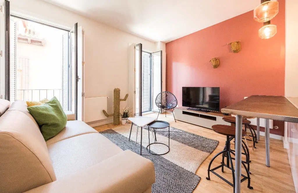 APARTMENT CAPACITY 4 ONE BEDROOM Room, Apartamentos Madrid Puerta del Sol, Madrid