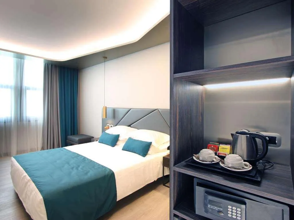 Room, The Hive Hotel, Rome