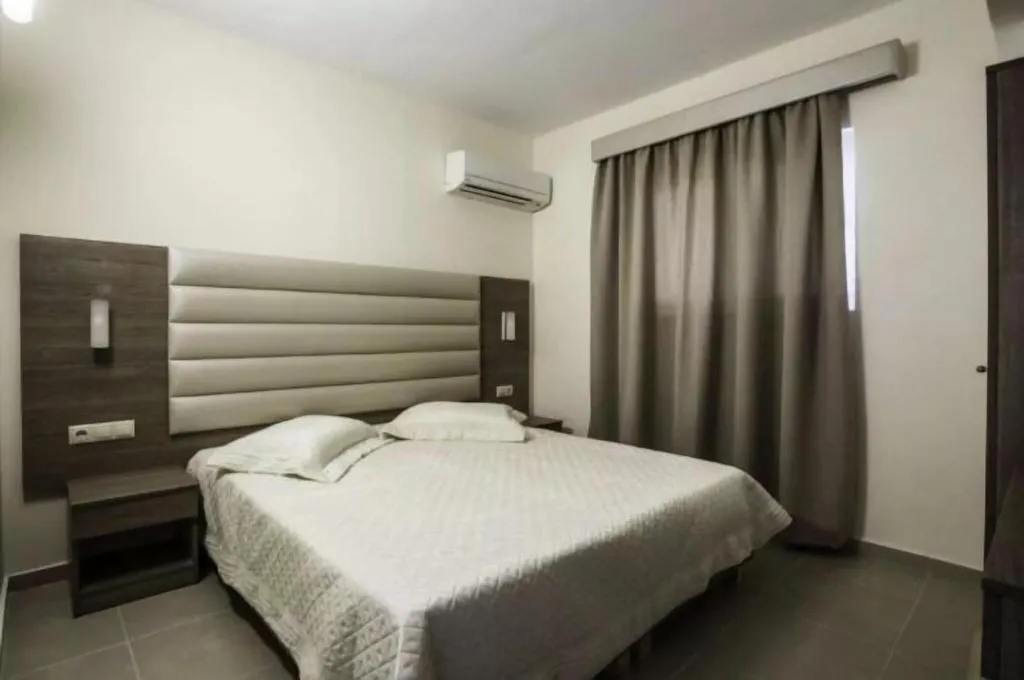 Room, Lyristis Apartments Plus, Rhodes