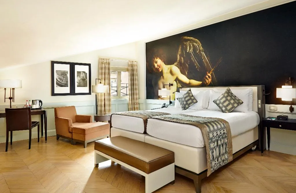 JUNIOR SUITE KING SIZE BED Room, Indigo Hotel Rome - St. George, Rome