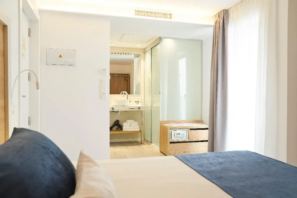 SINGLE STANDARD Room, Eurostars Puerto de Ibiza, Ibiza
