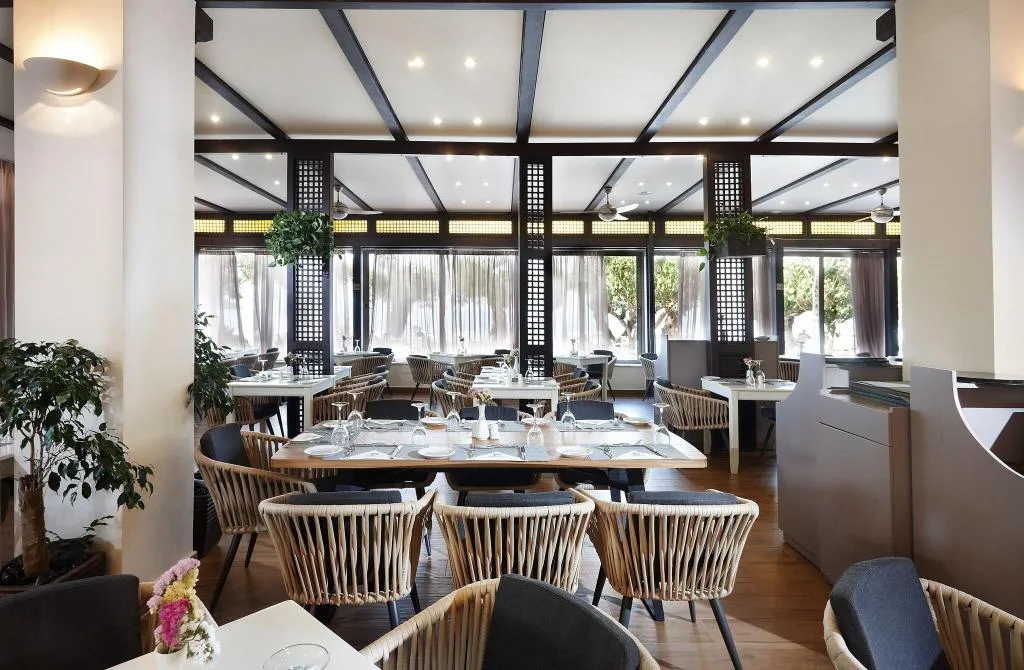 Restaurant, Giannoulis - Santa Marina Beach Hotel, Crete