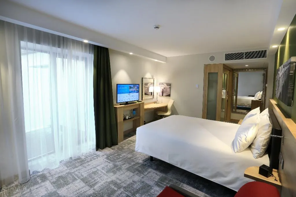 FAMILY ROOM CITY VIEW Room, Hampton by Hilton Gdansk Old Town, Gdansk