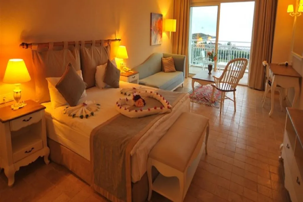 DOUBLE SINGLE USE SUPERIOR SEA VIEW Room, Andriake Beach Club Hotel, Antalya