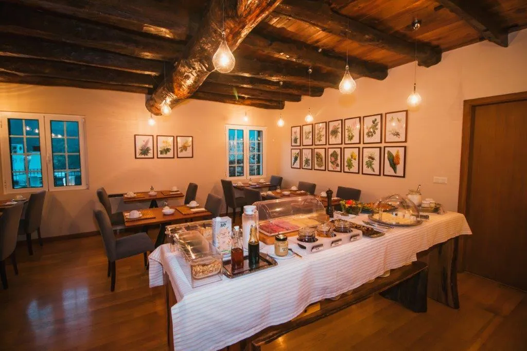 Restaurant, Solar Da Bica, Madeira