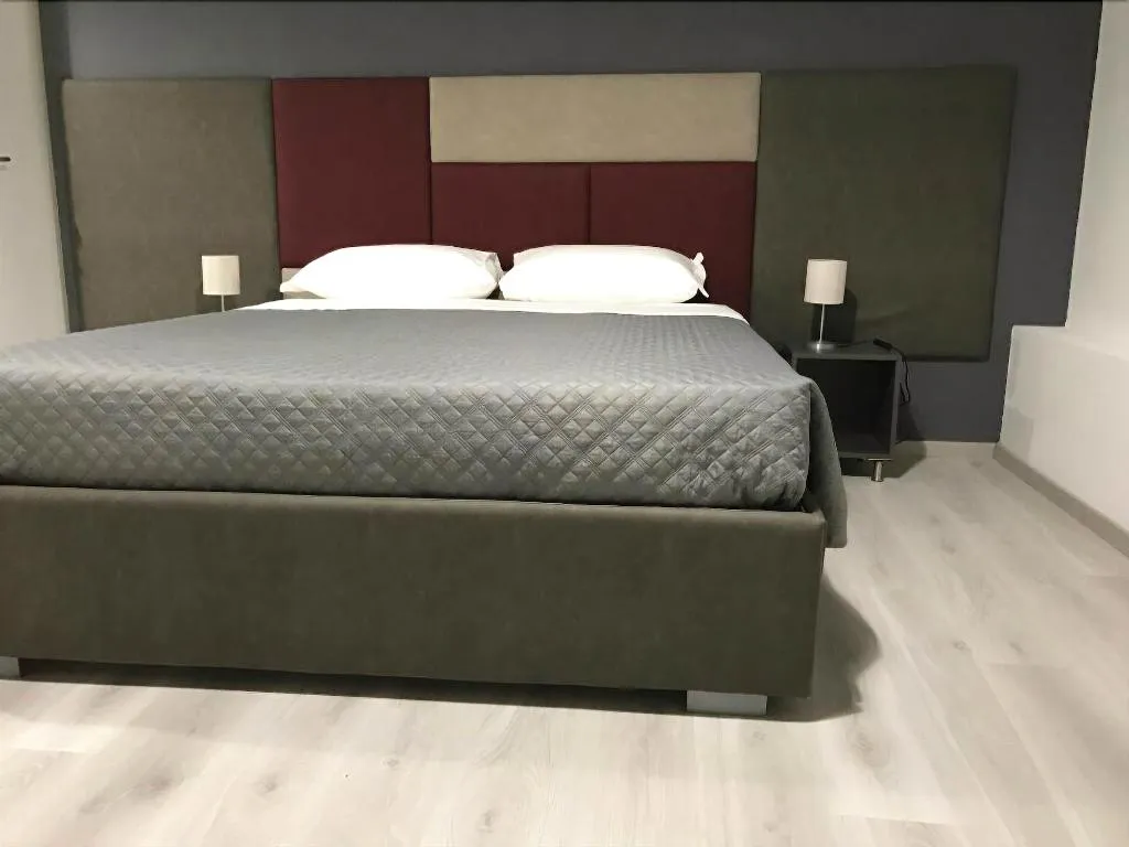 Room, Sensation House, Rome