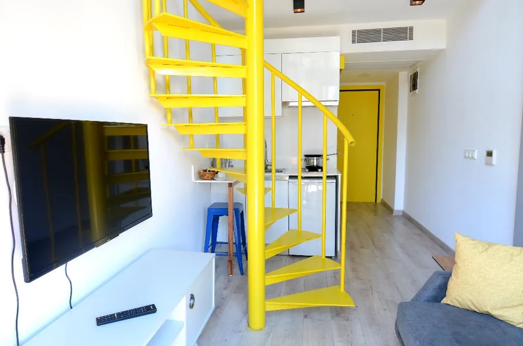 APARTMENT POOL VIEW Room, Coordinat Suites, Izmir