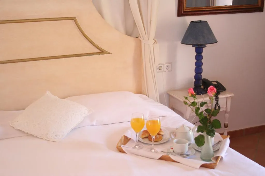 JUNIOR SUITE STANDARD Room, Hotel Rural Sa Galera, Majorca