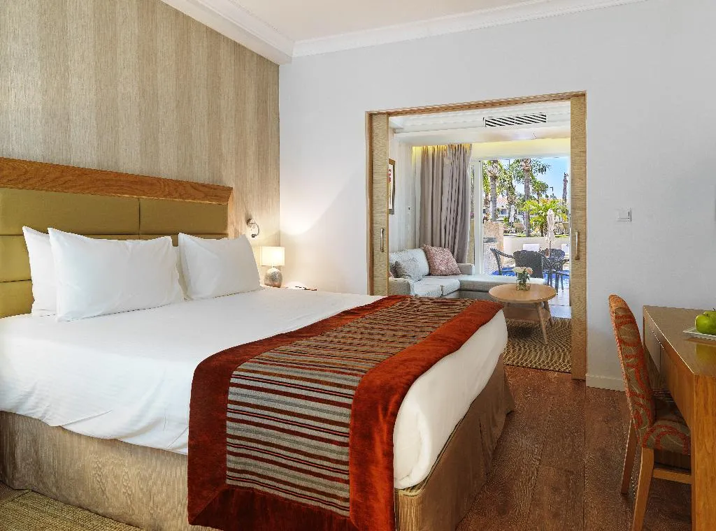SUITE WITH PRIVATE POOL Room, Olympic Lagoon Resort, Cyprus