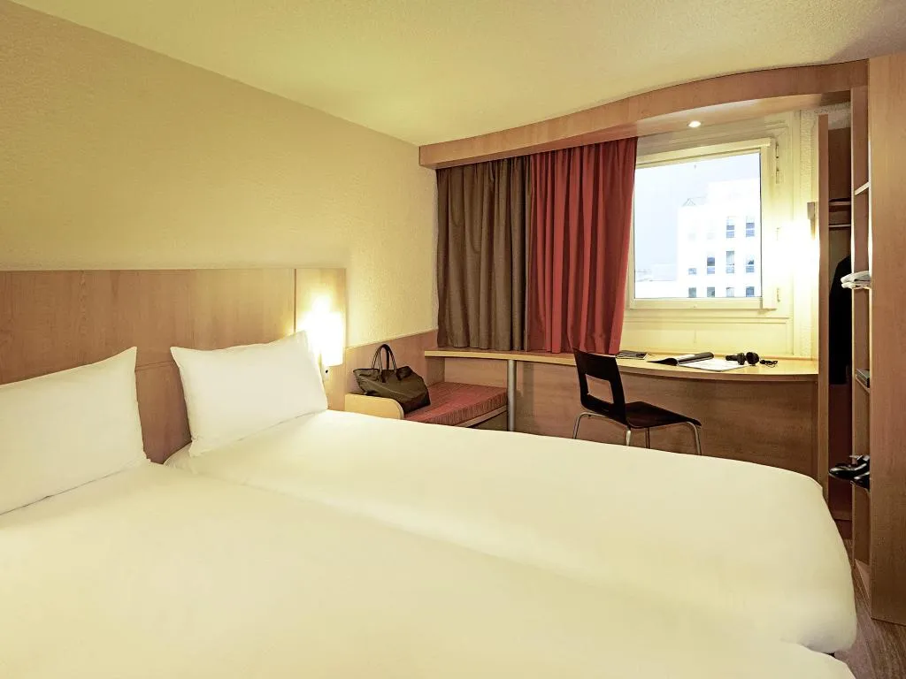 Room, ibis Lisboa Sintra, Lisbon