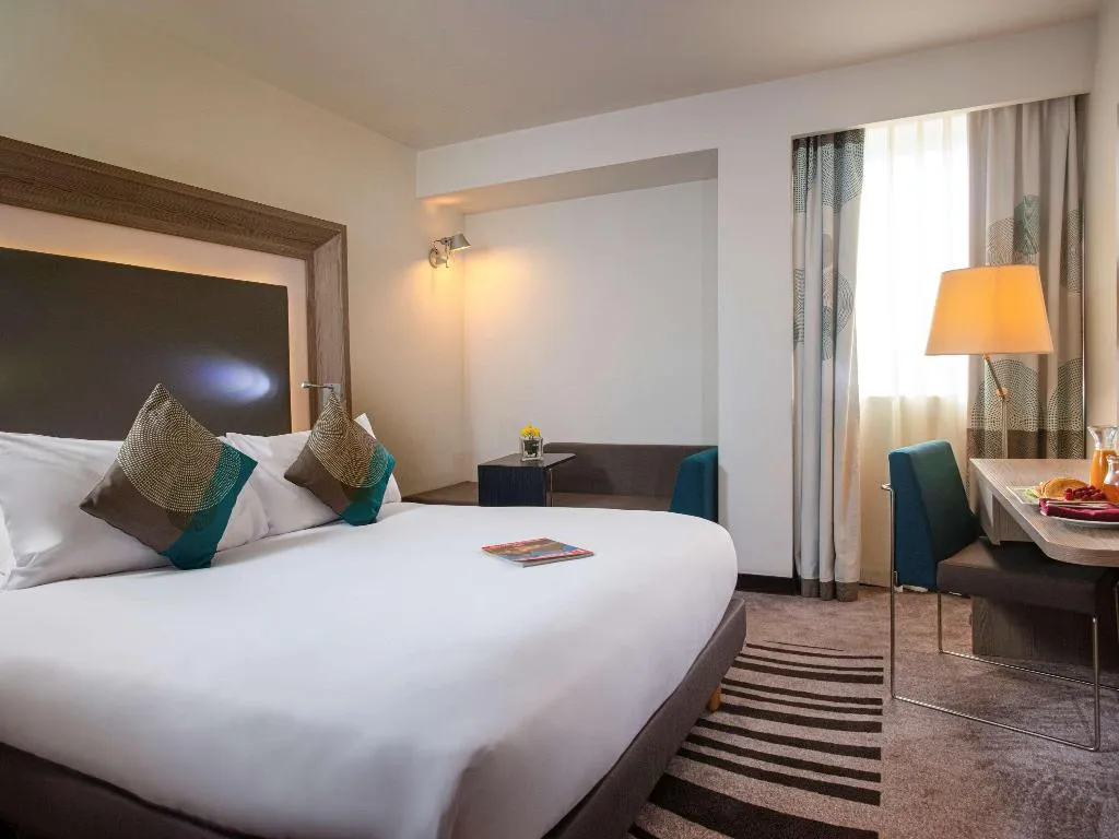DOUBLE SUPERIOR POOL VIEW Room, Novotel Cairo Airport, Cairo