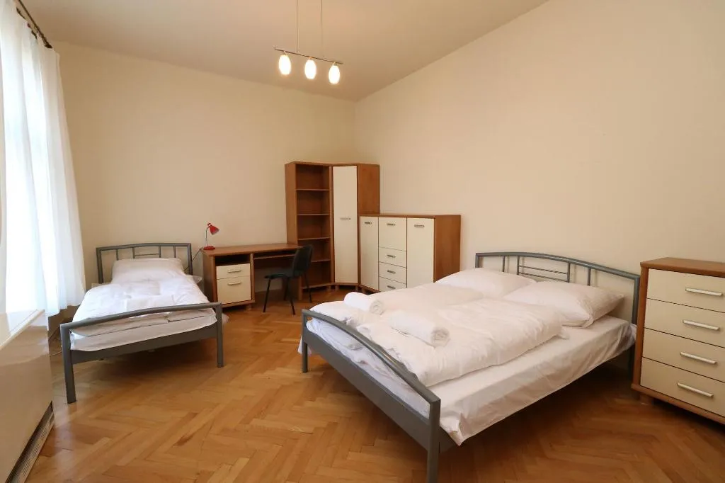 Room, Erasmus Student Apartments - Krakow Old Town, Krakow