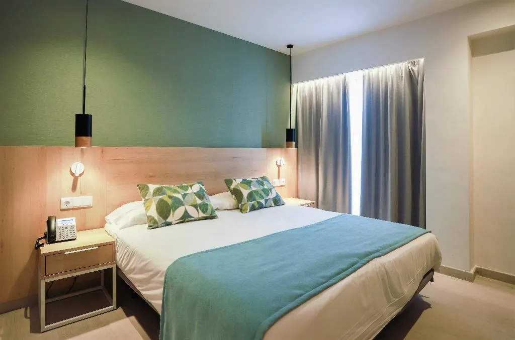 Double or Twin ECONOMY Room, Seasun Aniram, Majorca