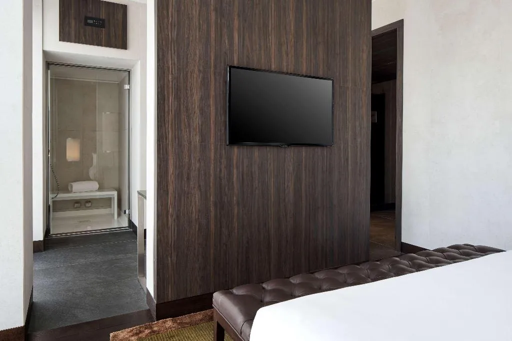 Room, Hyatt Centric Milan Centrale, Milan