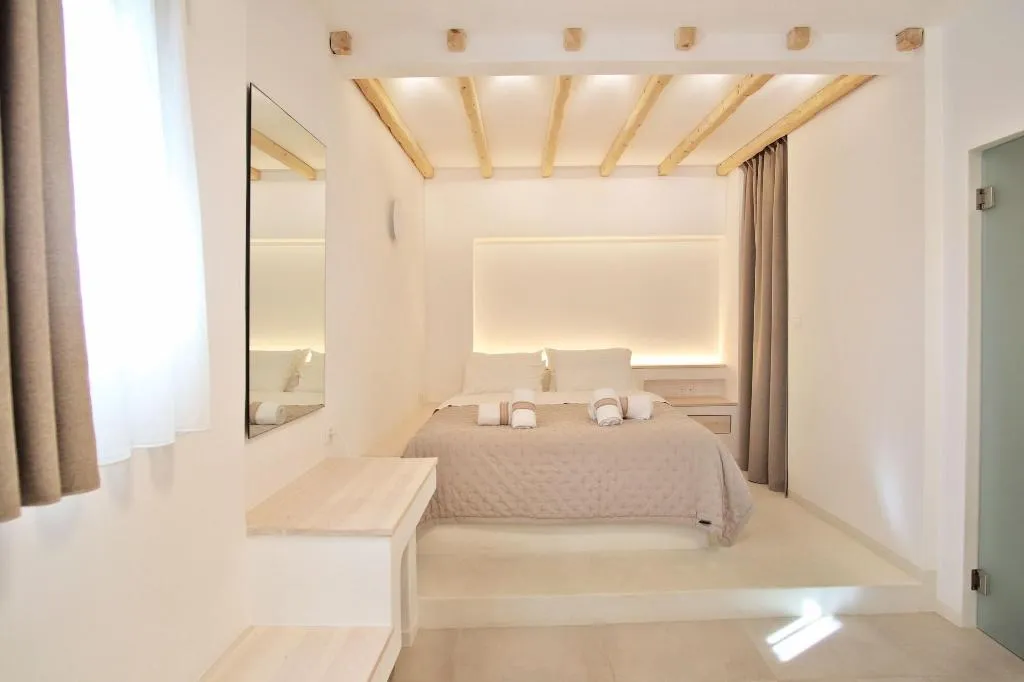 Room, Kritikakis Village Apartments, Santorini