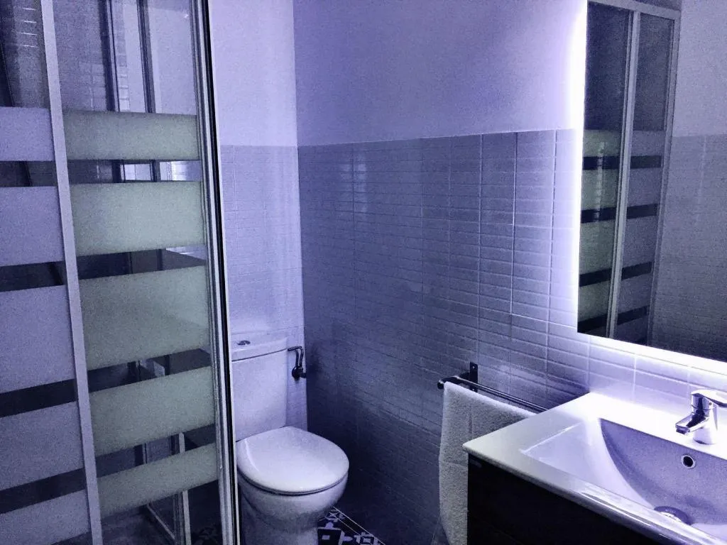 Room, Hostal Ciempozuelos, Madrid