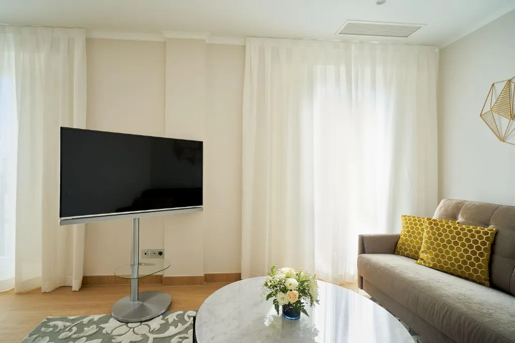 Room WITH TERRACE Room, Tandem Soho Suites, Costa Del Sol