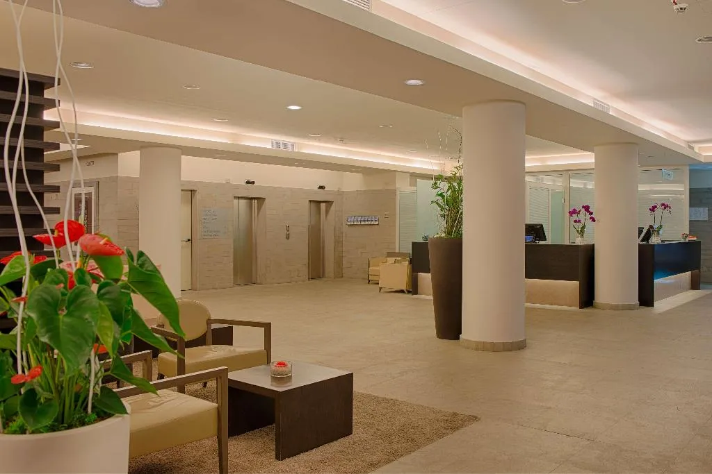 Lobby, NH Linate, Milan