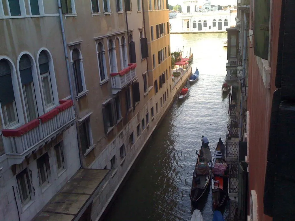 General view, Lisbona, Venice